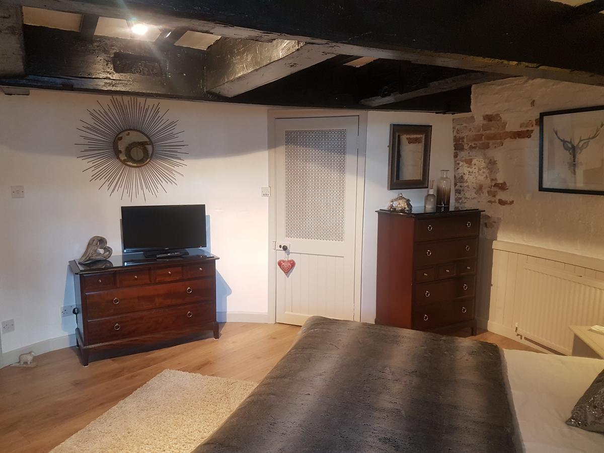 The Windmill 3*